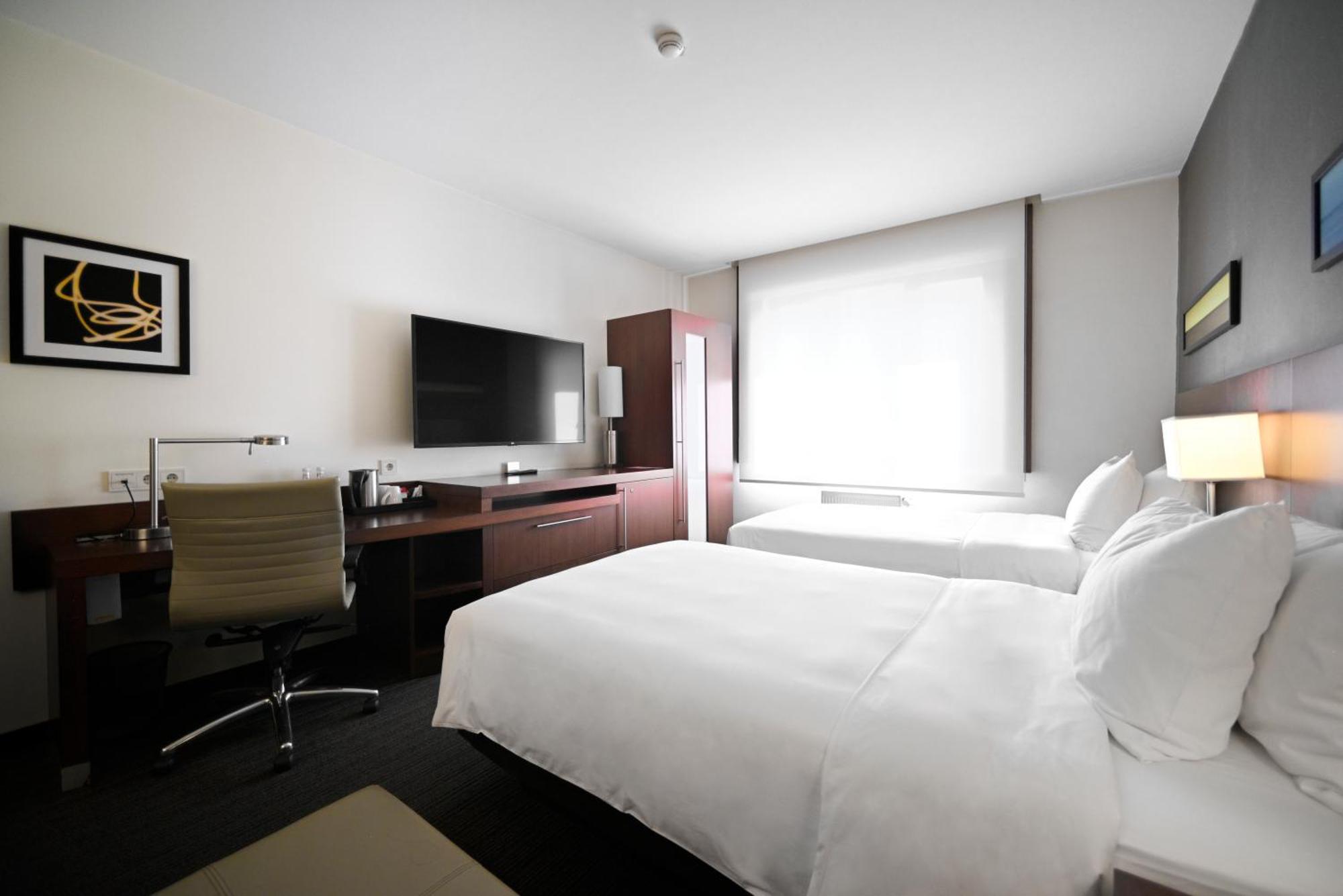 Yerevan Place Hotel Dış mekan fotoğraf