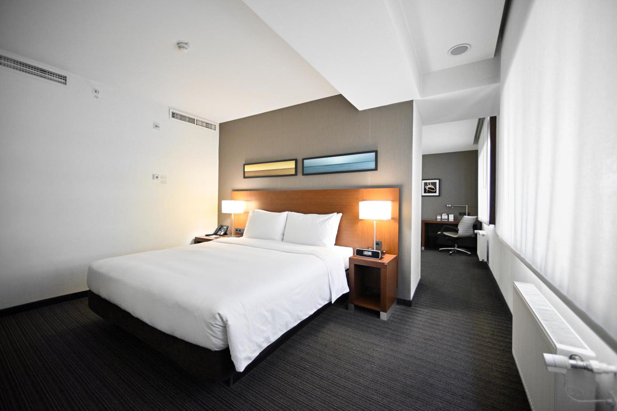 Yerevan Place Hotel Dış mekan fotoğraf