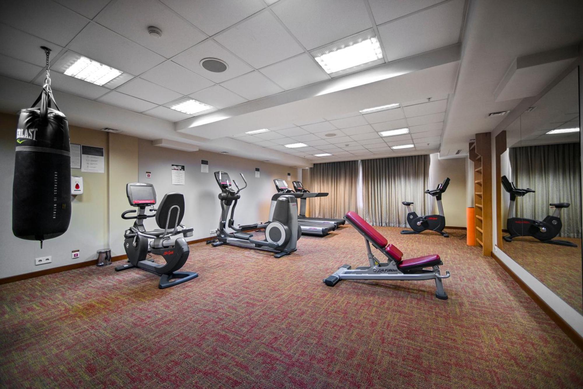 Yerevan Place Hotel Dış mekan fotoğraf