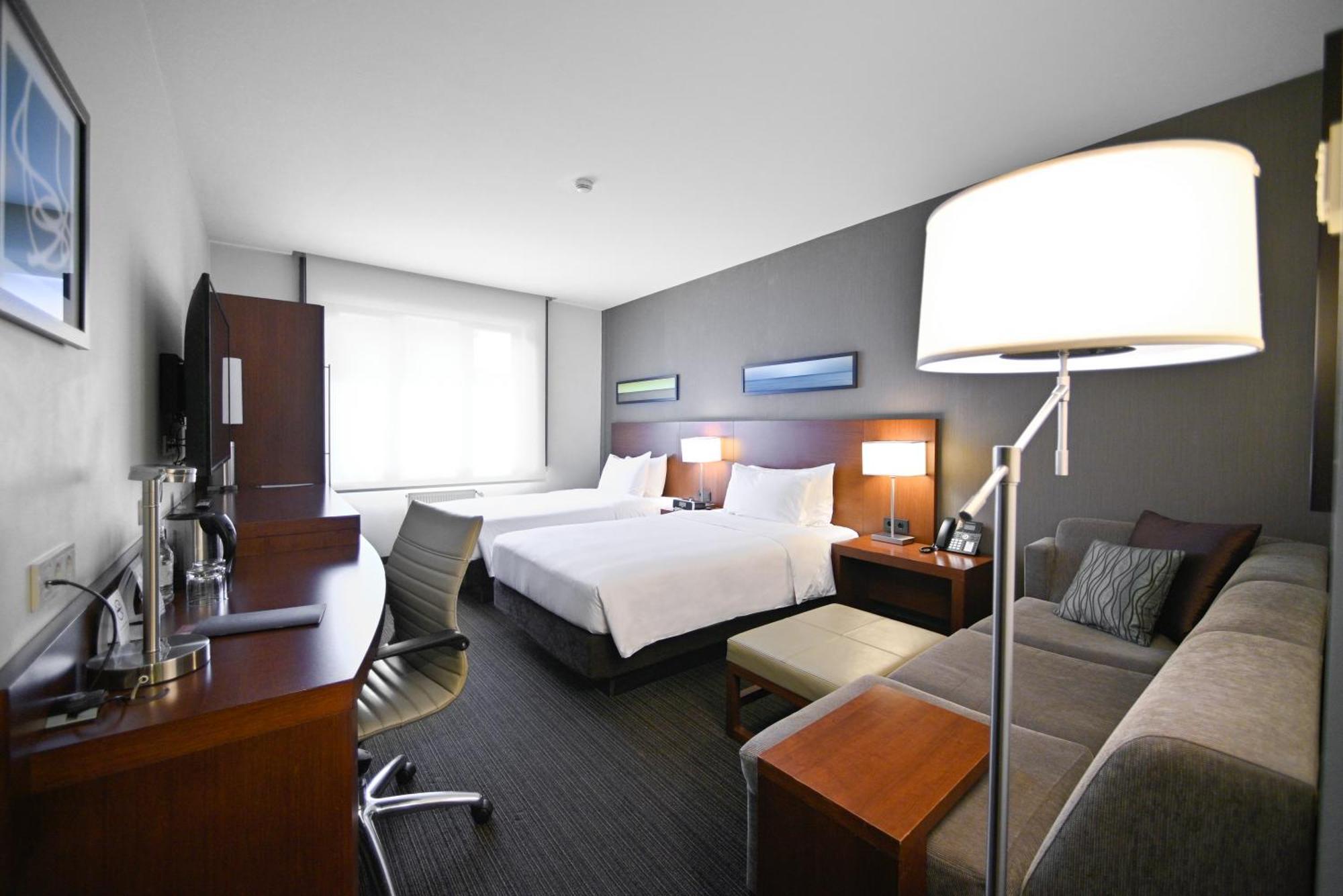 Yerevan Place Hotel Dış mekan fotoğraf