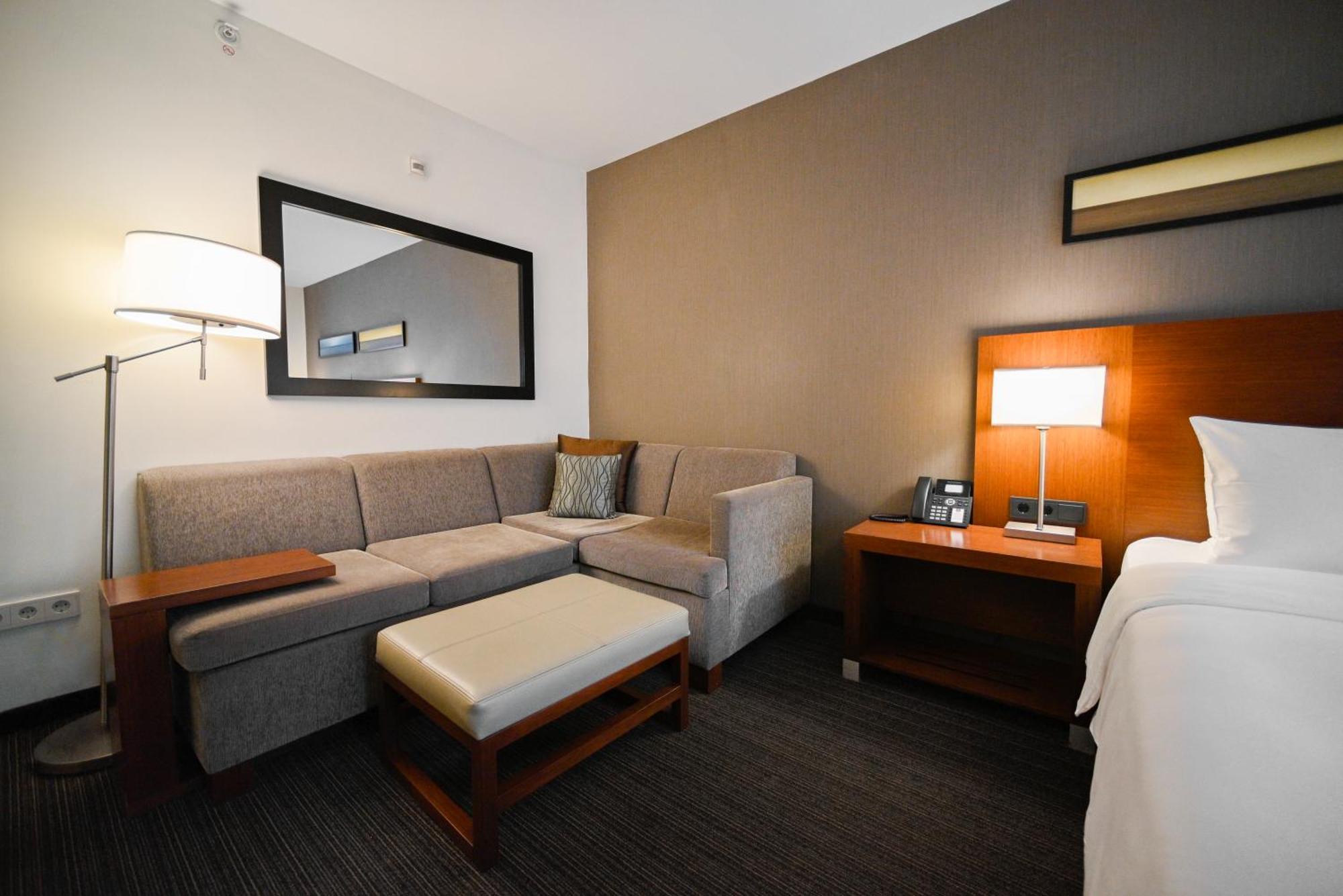 Yerevan Place Hotel Dış mekan fotoğraf