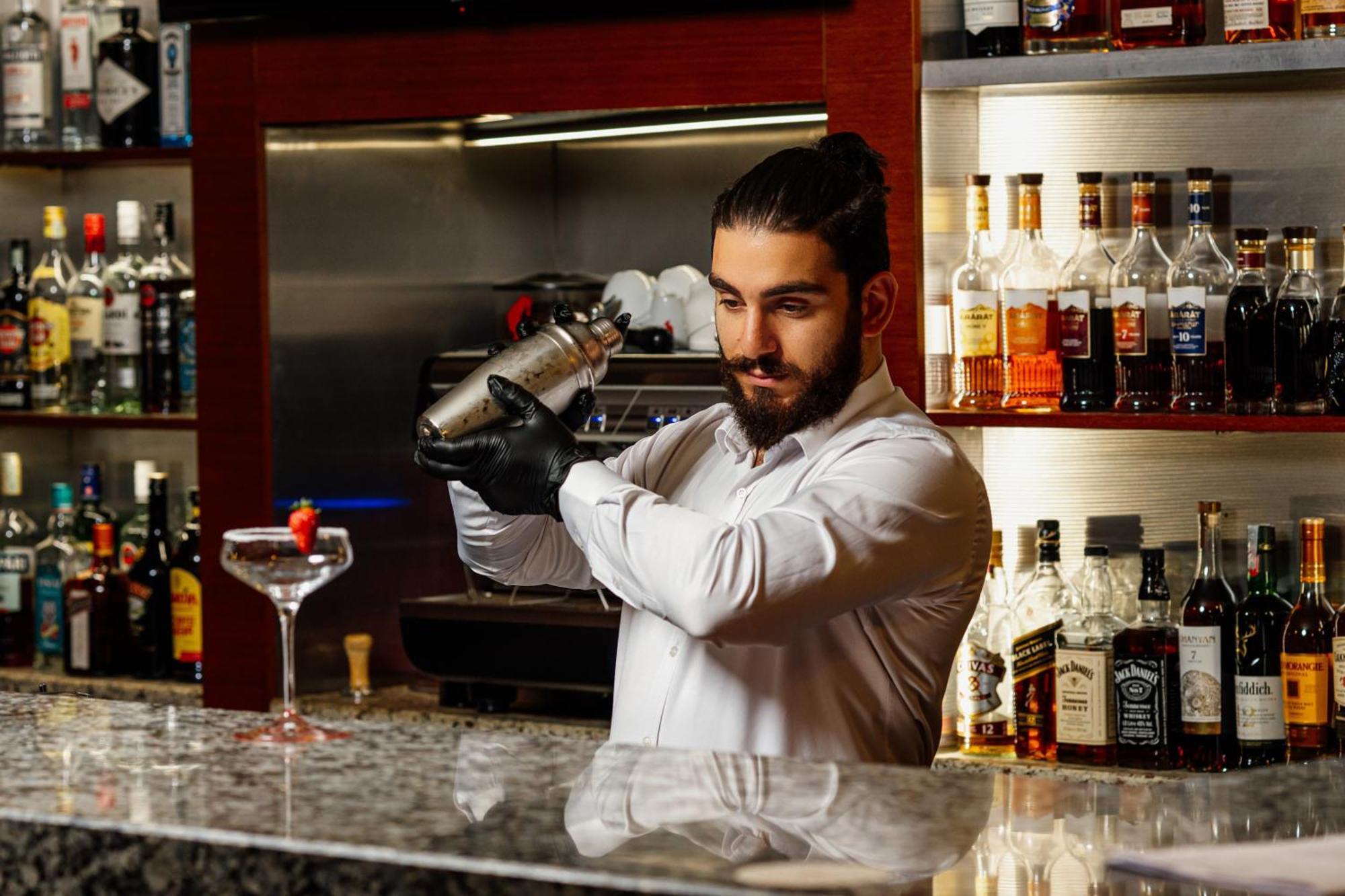 Yerevan Place Hotel Dış mekan fotoğraf